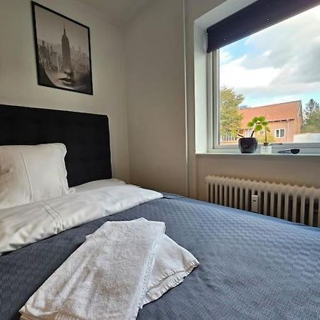 Lejlighed Med Altan Og Gratis Parkering Aalborg Exterior photo